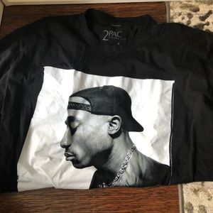 Tupac t shirt